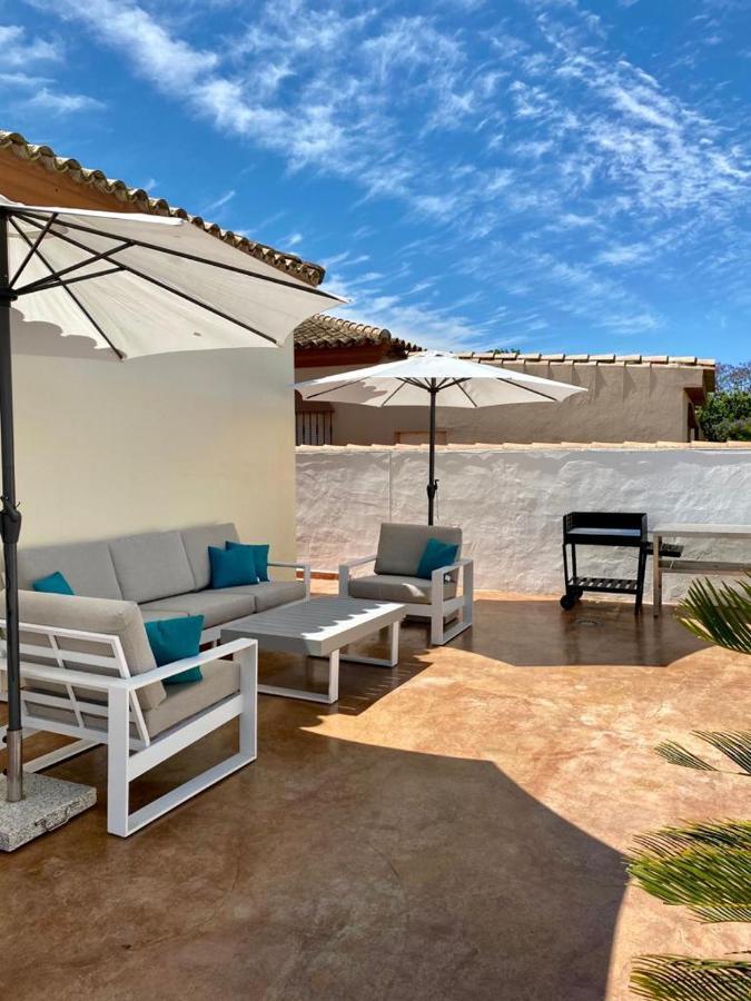 Coral Villa Chiclana de la Frontera Exterior photo